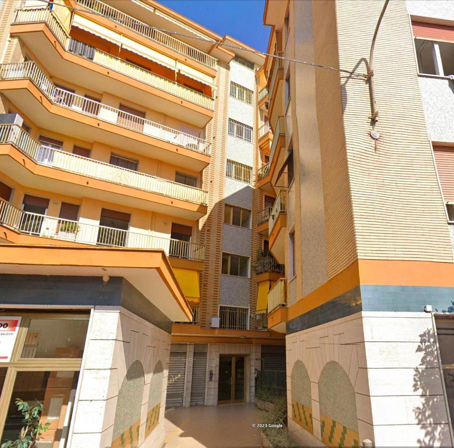 La Casa Della Posta Apartment Vallecrosia Exterior photo